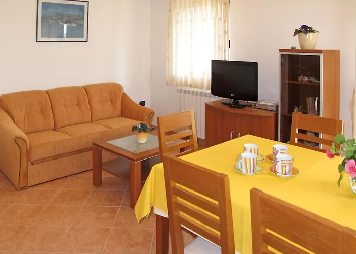 Martina-2 By Interhome Appartement