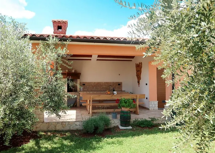 Martina-2 By Interhome * 크르니카